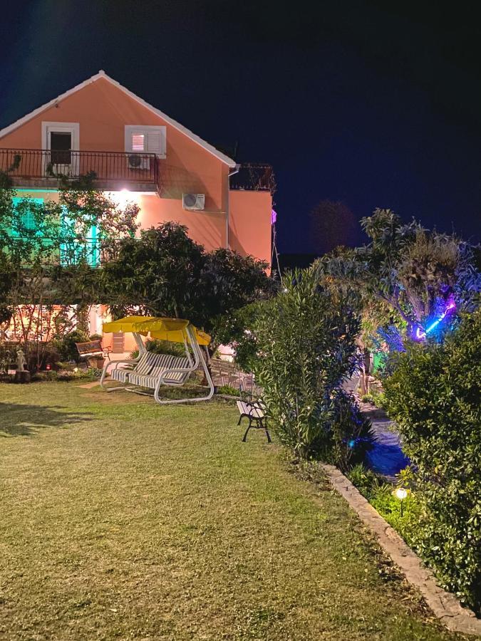 Casa Erceg Amor Vincit Omnia Skradin Exteriör bild
